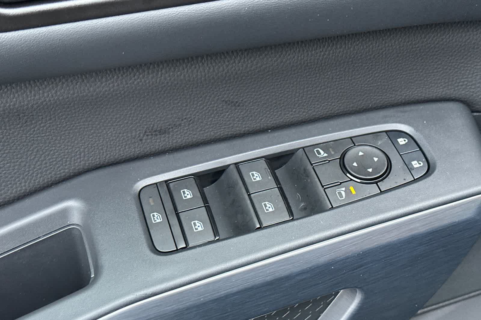 New 2025 Nissan Pathfinder Rock Creek AWD/4WD image 13