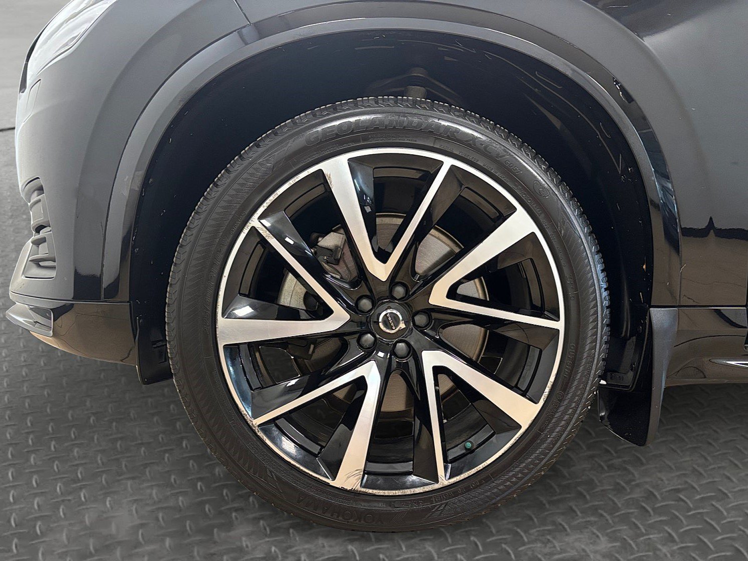 Used 2020 Volvo XC90 T6 Momentum AWD/4WD image 41