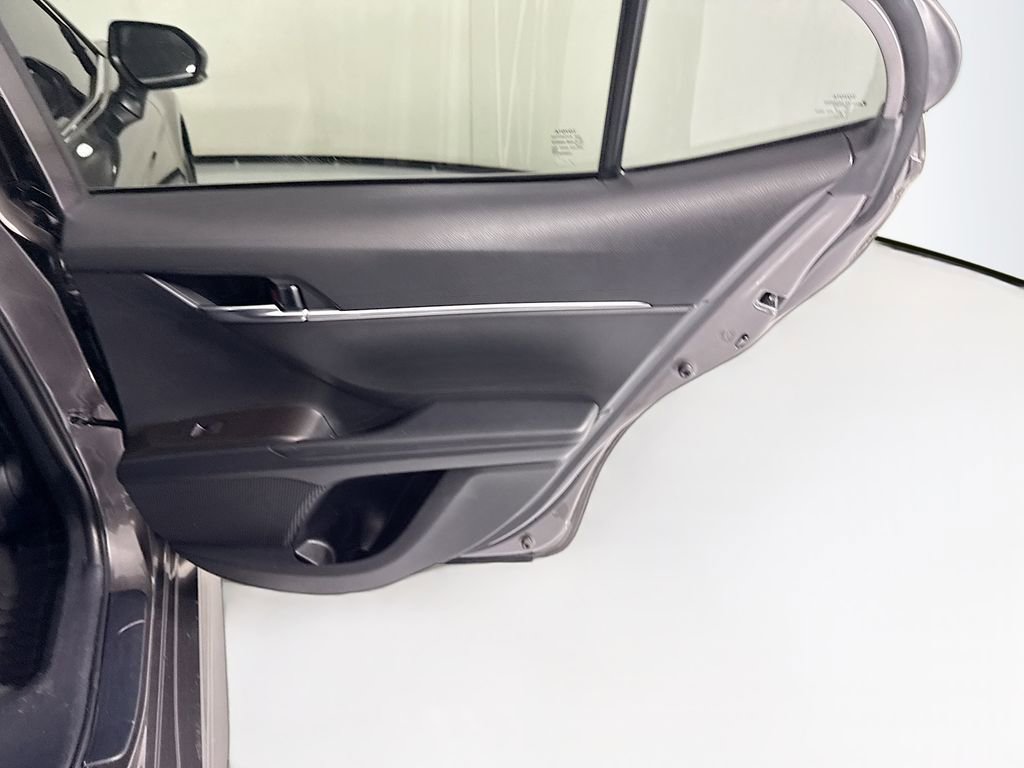 Used 2024 Toyota Camry SE w/ Audio Upgrade Package image 27