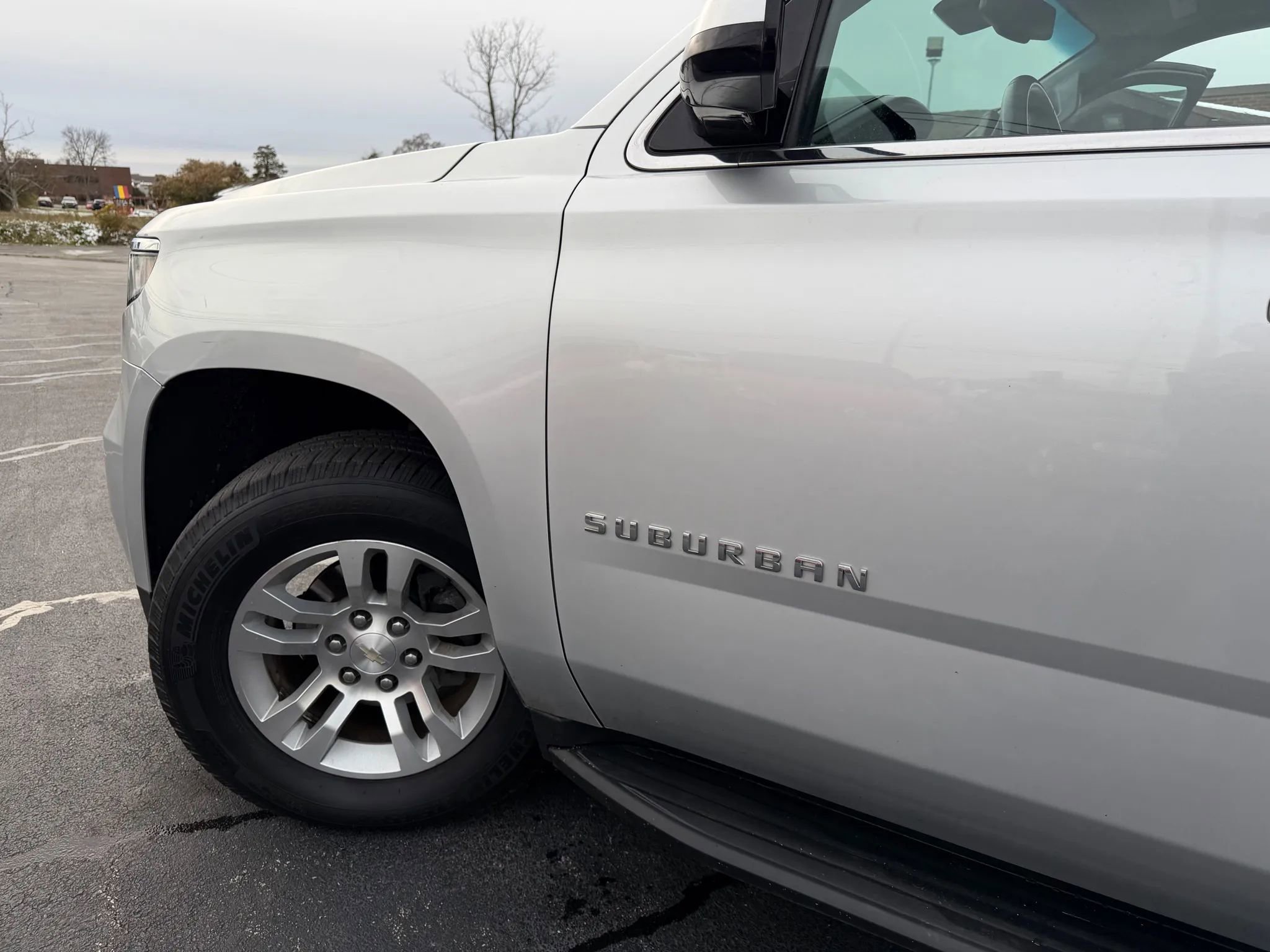 Used 2019 Chevrolet Suburban LT AWD/4WD image 49