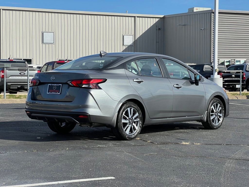New 2025 Nissan Versa SV w/ Trunk Package image 4