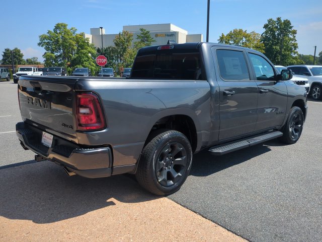New 2027 RAM 1500 Express AWD/4WD image 4