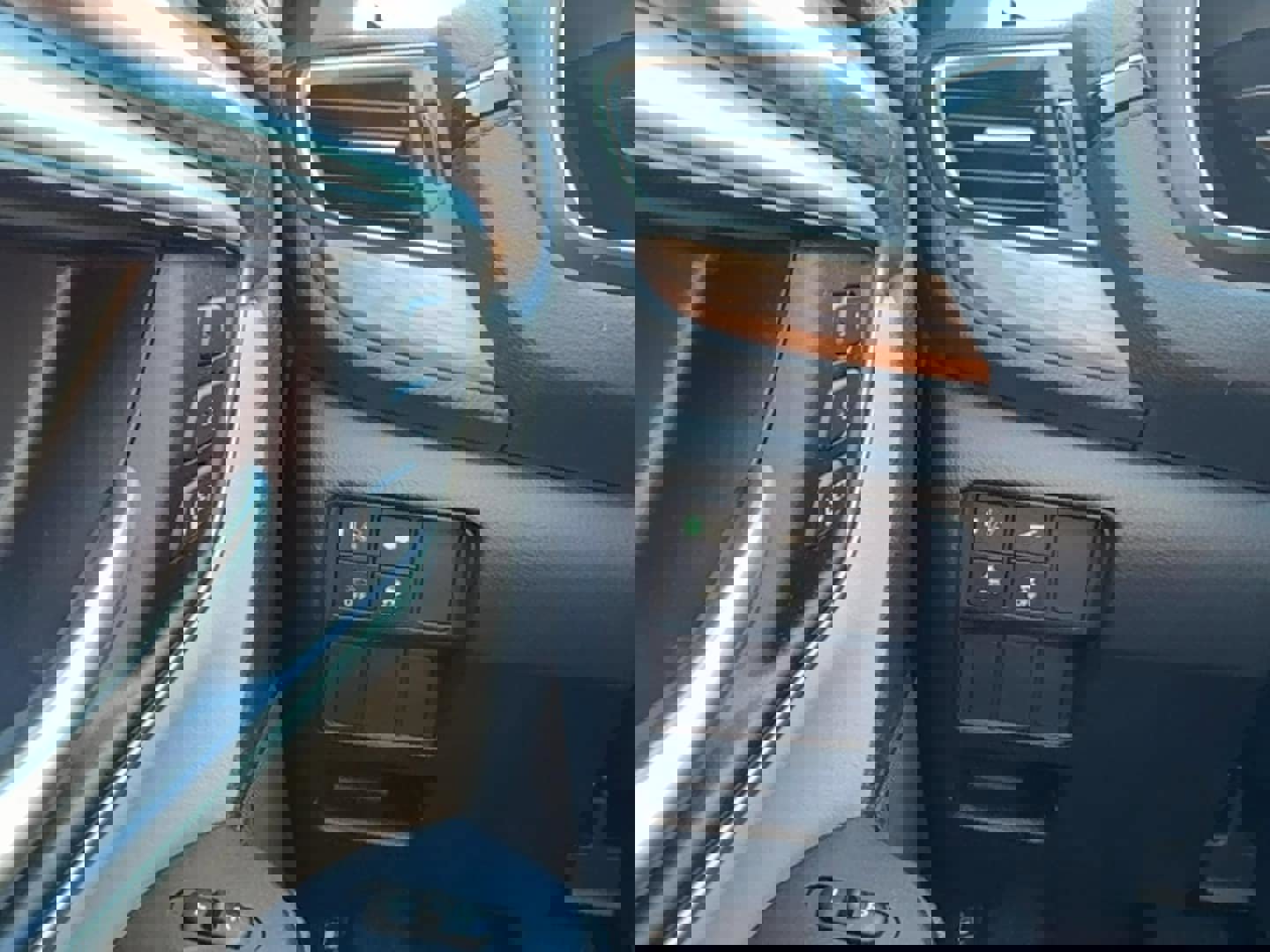 Used 2017 Honda CR-V EX-L image 18