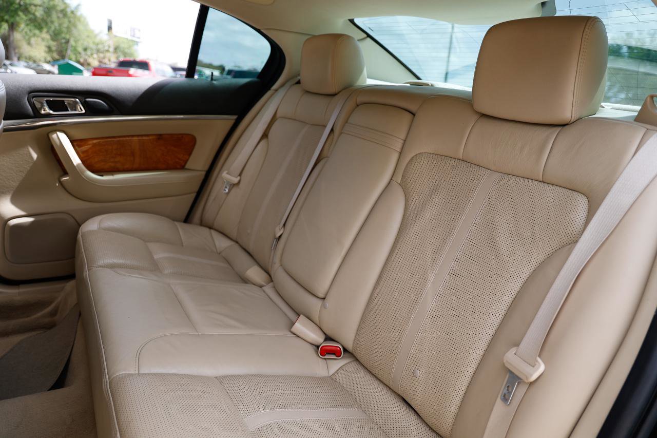 Used 2011 Lincoln MKS AWD w/ 102A Rapid Spec Order Code image 8