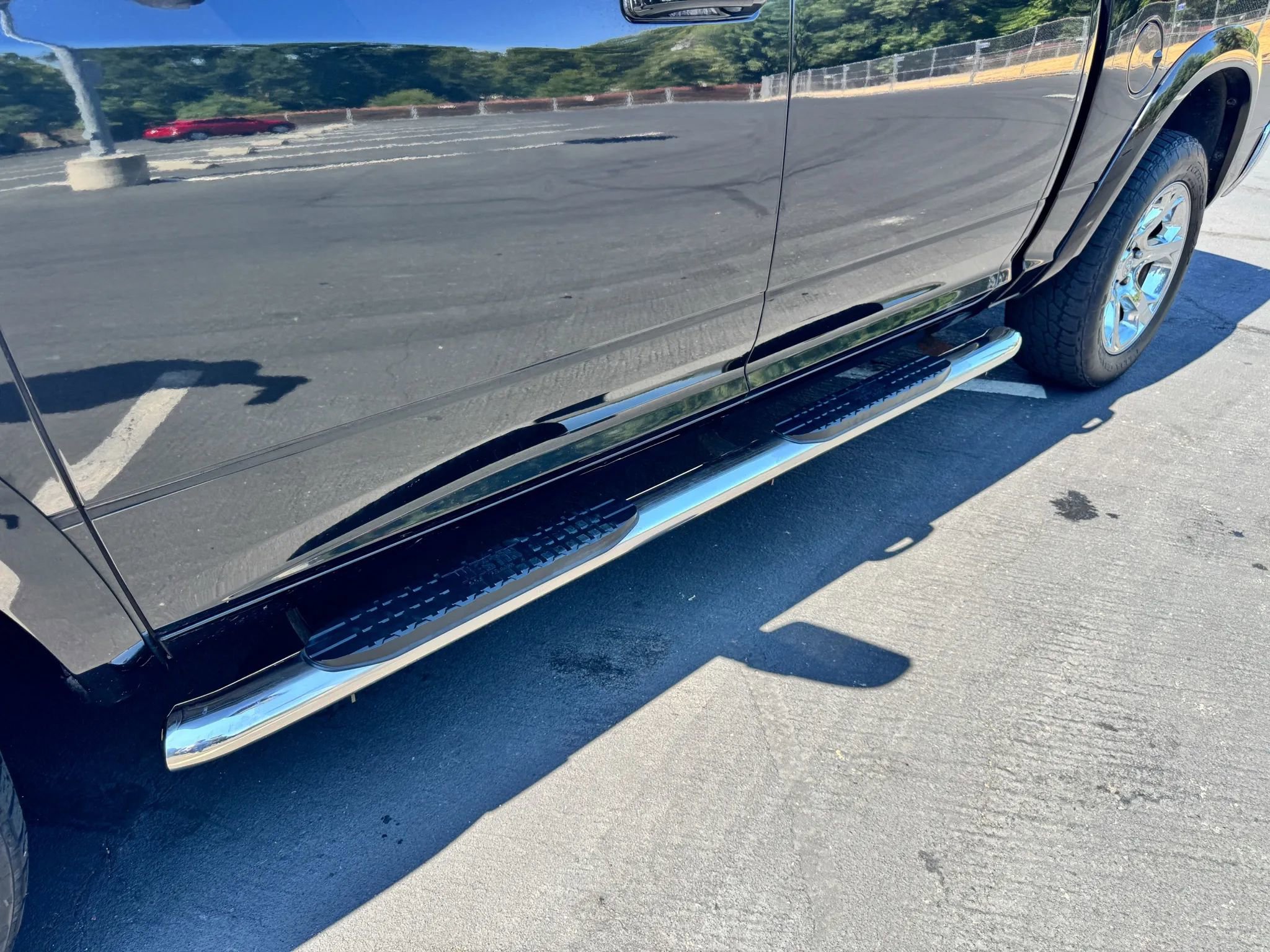 Used 2017 RAM 1500 Laramie image 11