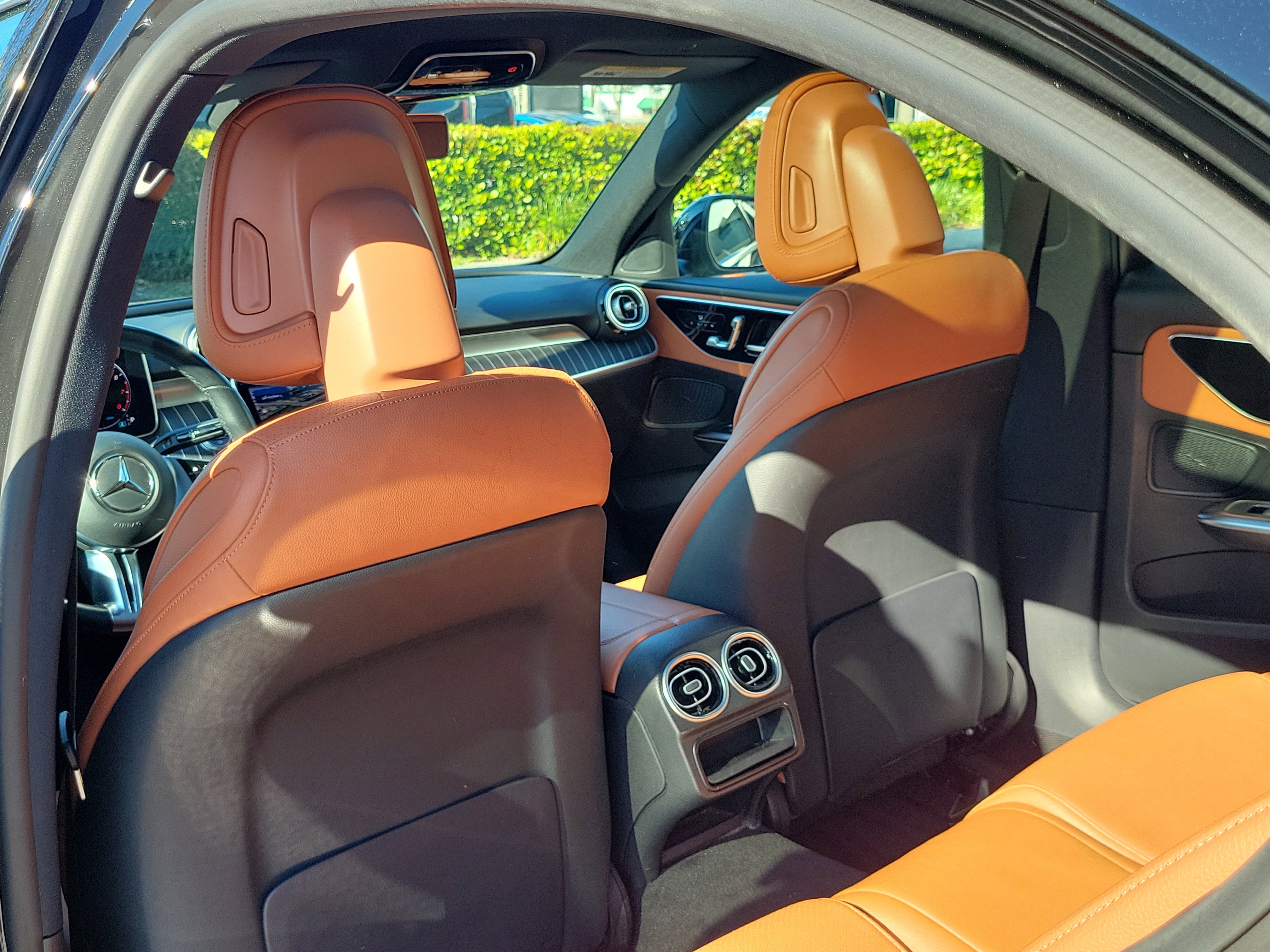 Used 2023 Mercedes-Benz C 300 Sedan image 15