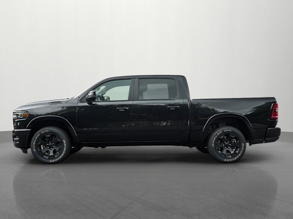 New 2026 RAM 1500 4x4 Crew Cab image 3