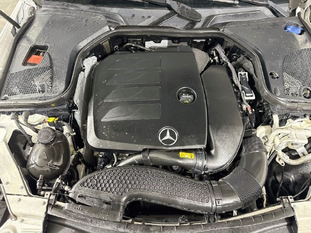 Used 2020 Mercedes-Benz E 350 4MATIC Sedan image 38