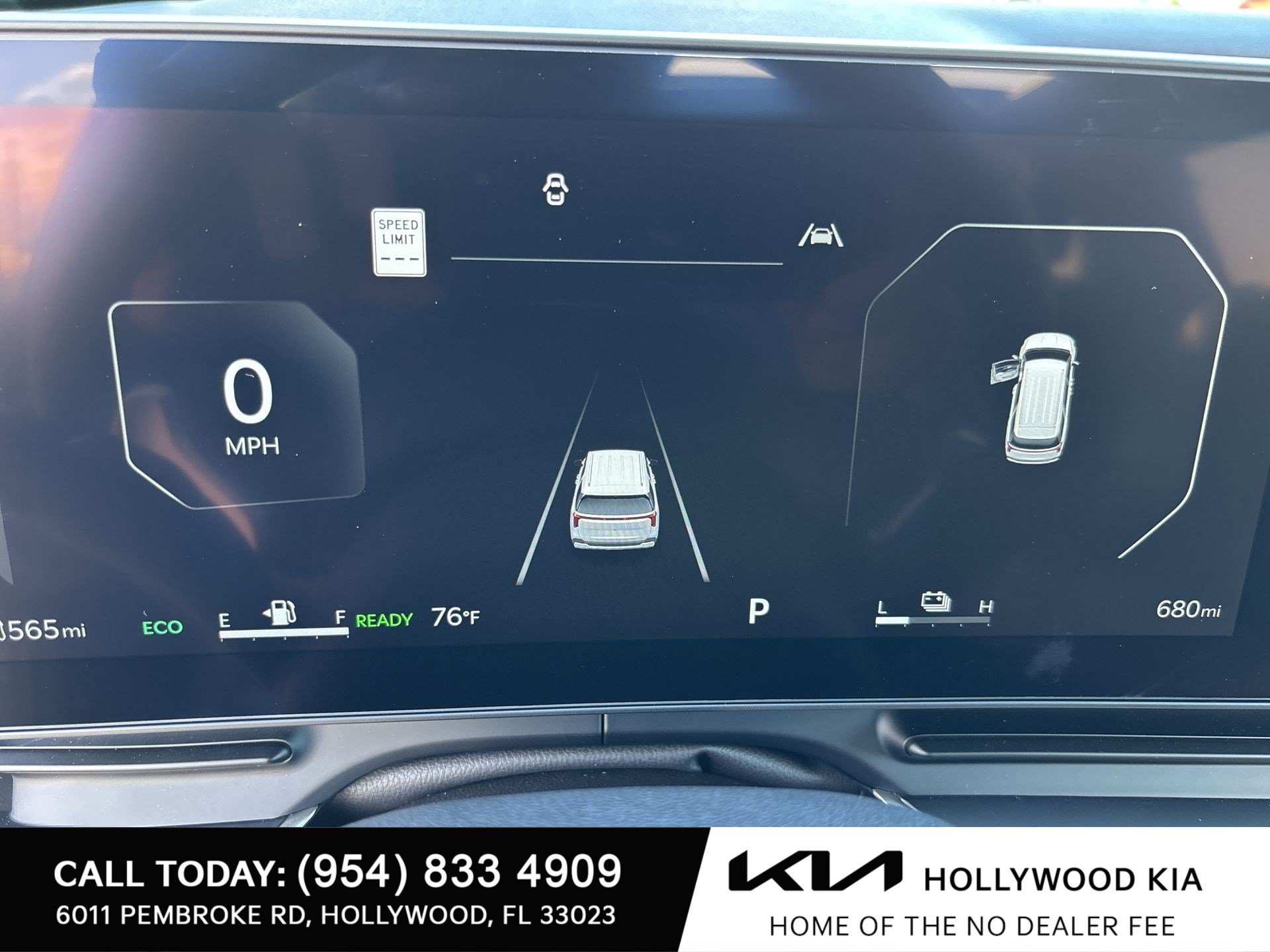 Used 2026 Kia Carnival SX FWD image 10
