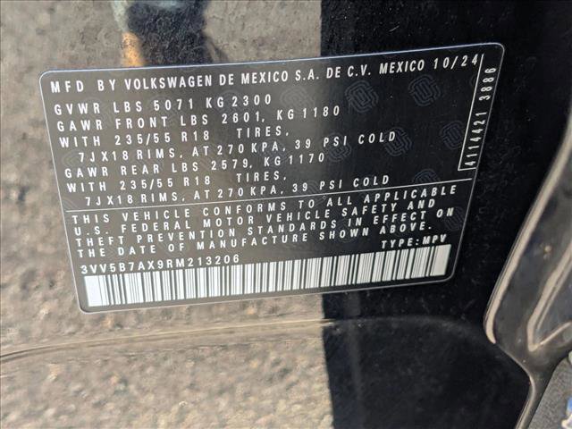 Used 2024 Volkswagen Tiguan Wolfsburg Edition image 25