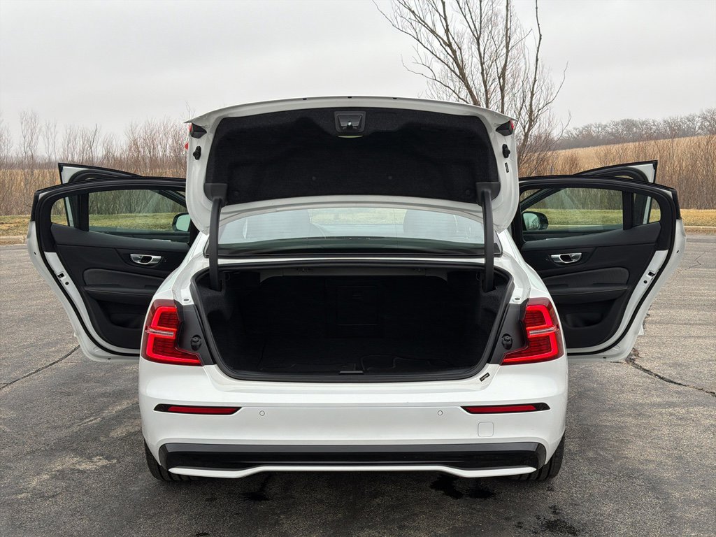 Used 2024 Volvo S60 B5 Plus w/ Climate Package image 41
