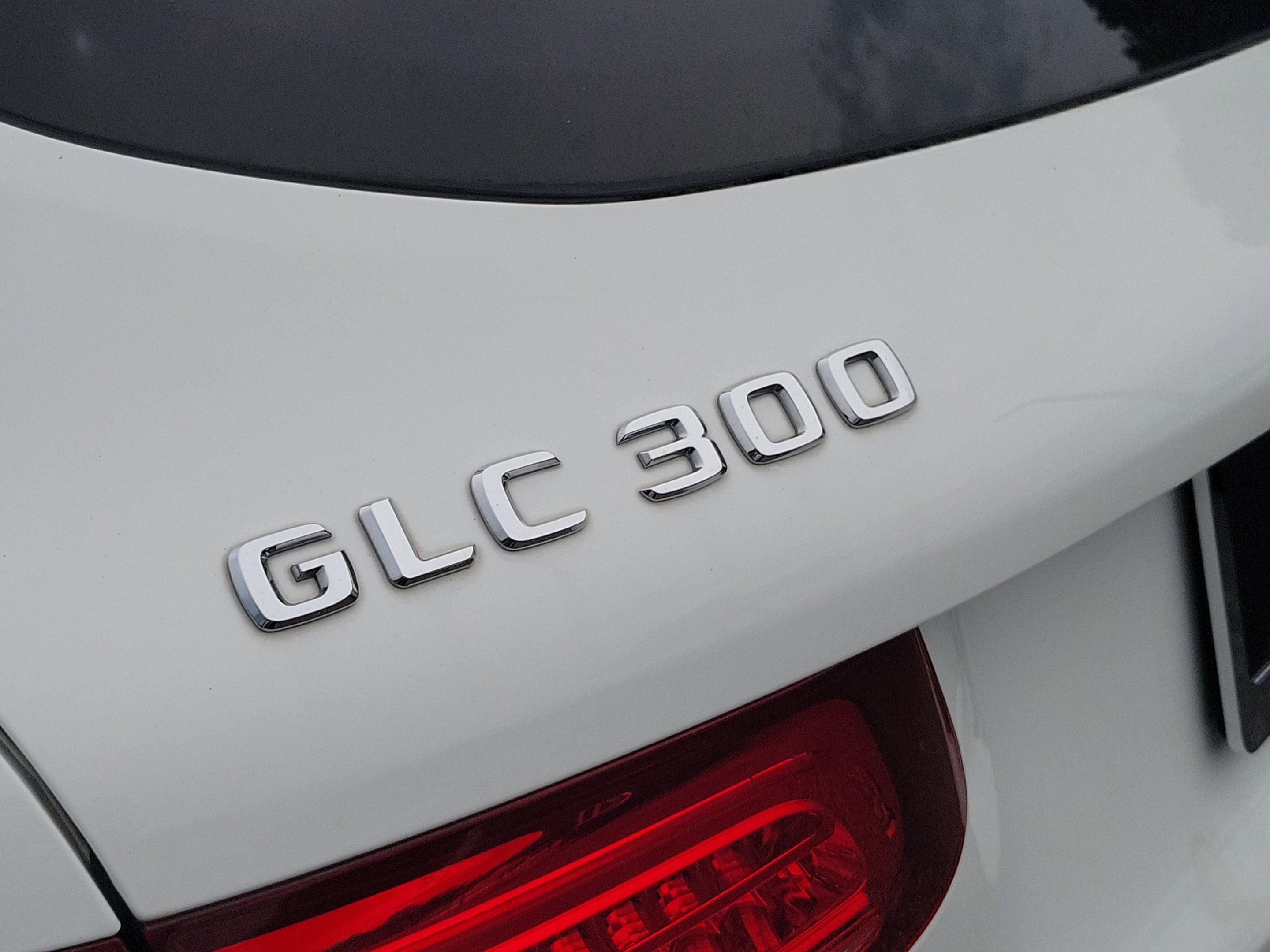Used 2016 Mercedes-Benz GLC 300 4MATIC image 30