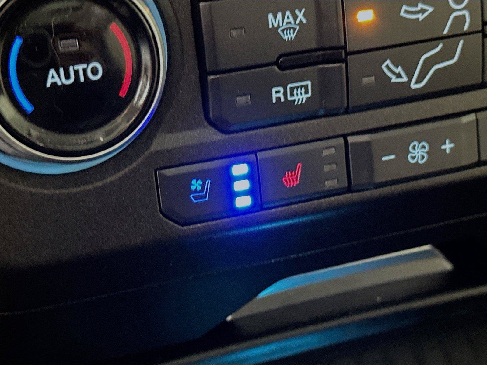 Used 2020 Ford F350 Limited AWD/4WD image 16