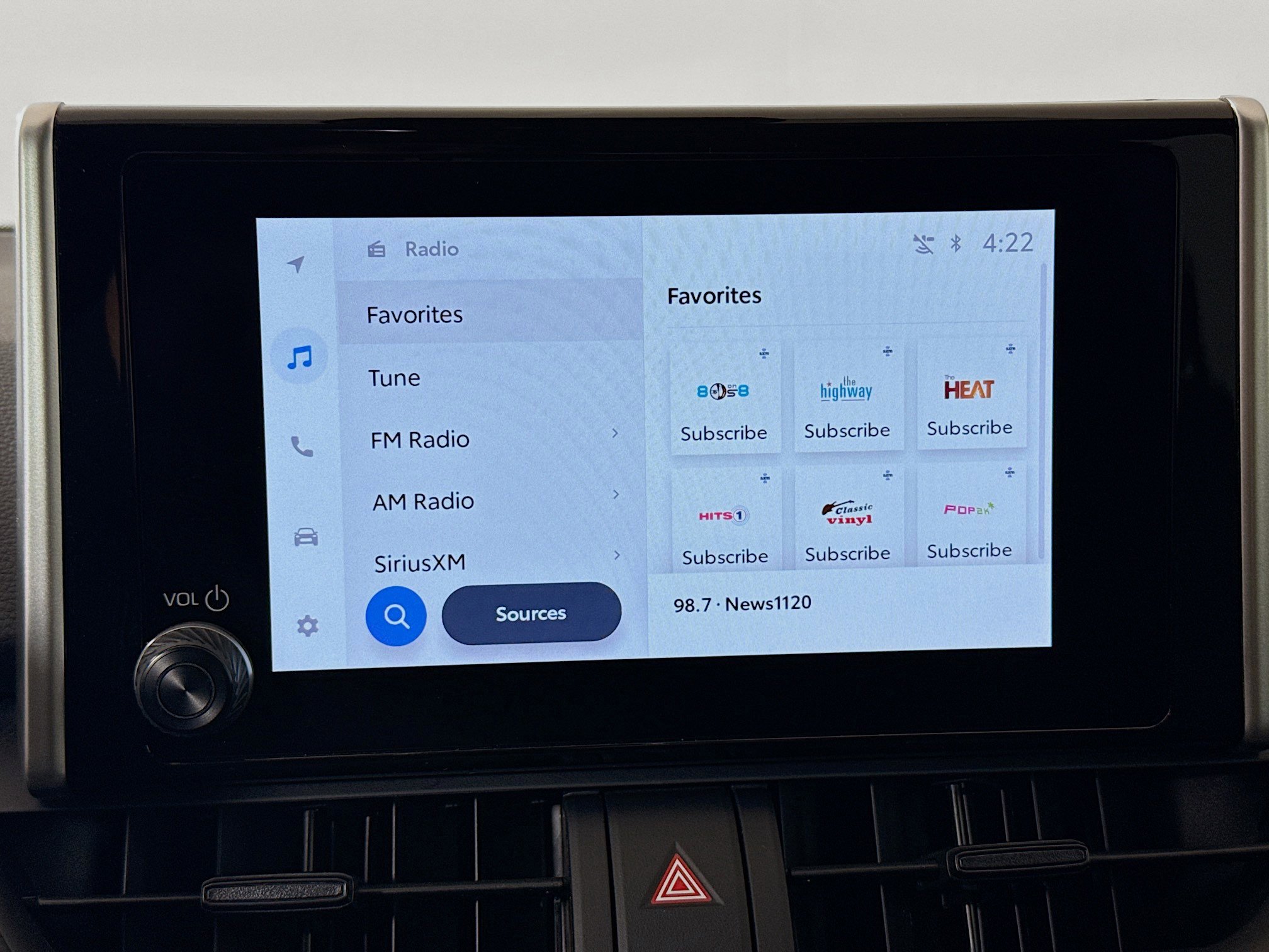 Used 2025 Toyota RAV4 LE AWD/4WD image 14