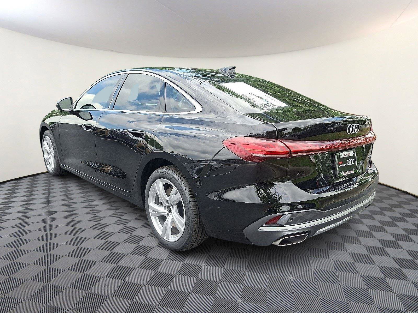 New 2025 Audi A5 2.0T Premium image 4