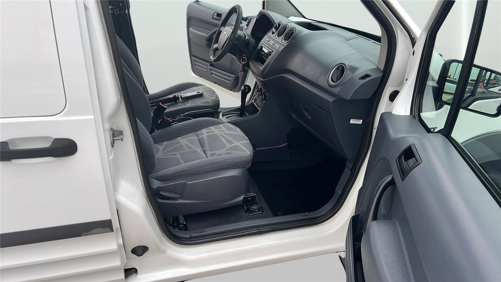Used 2013 Ford Transit Connect XLT FWD image 13