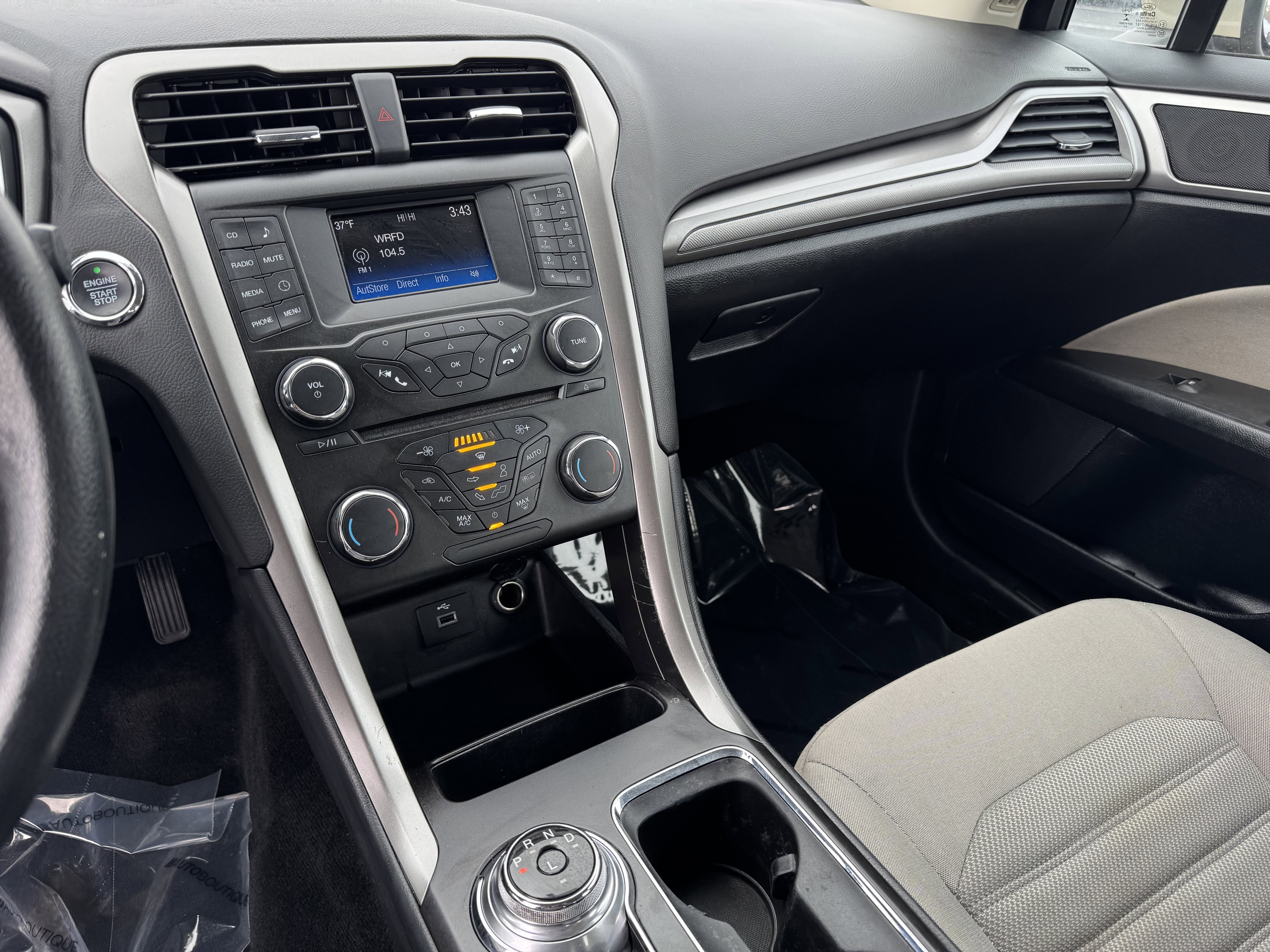 Used 2018 Ford Fusion S image 23
