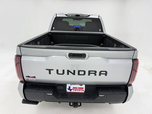 Used 2024 Toyota Tundra Limited AWD/4WD image 39