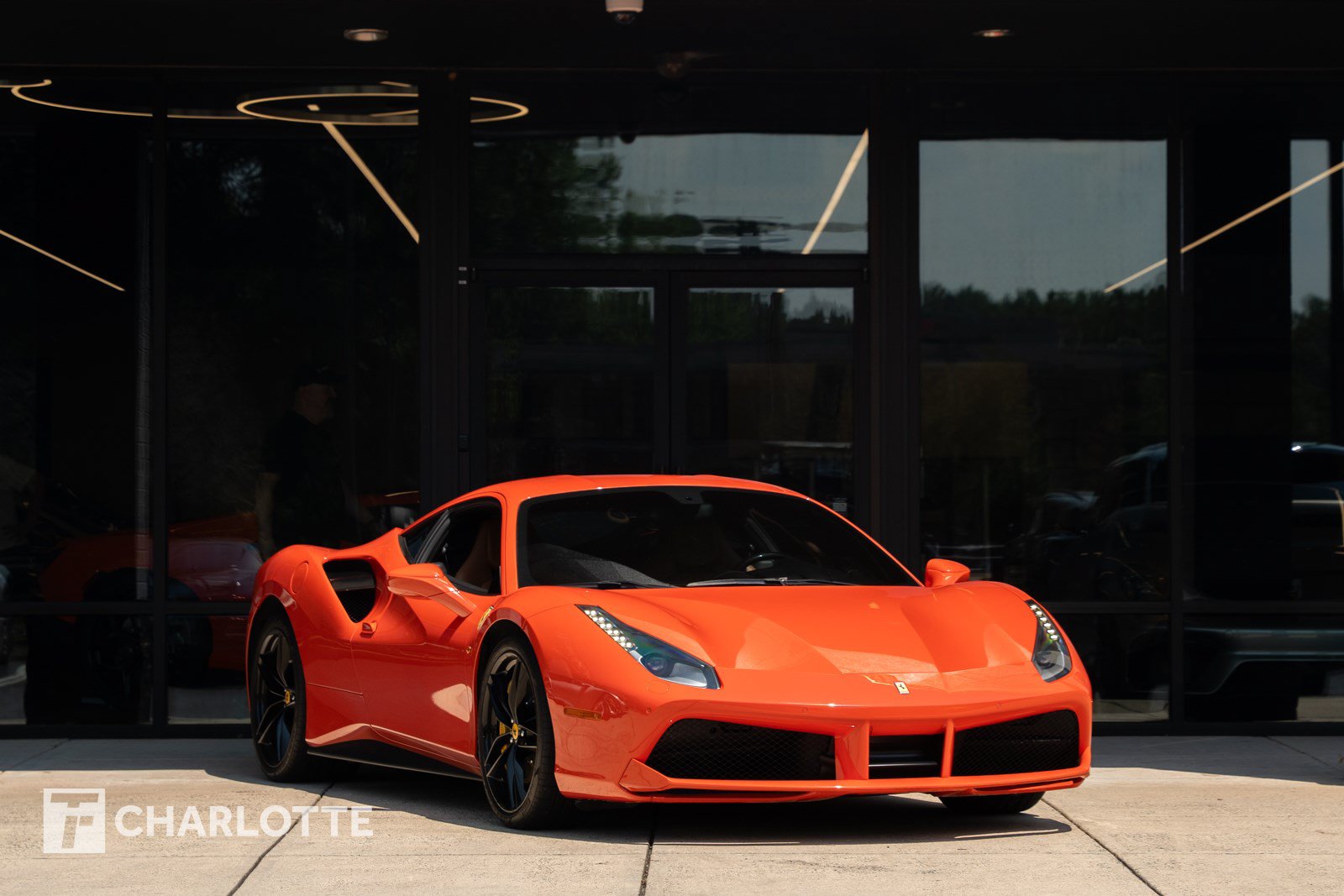 Used 2016 Ferrari 488 GTB RWD image 1