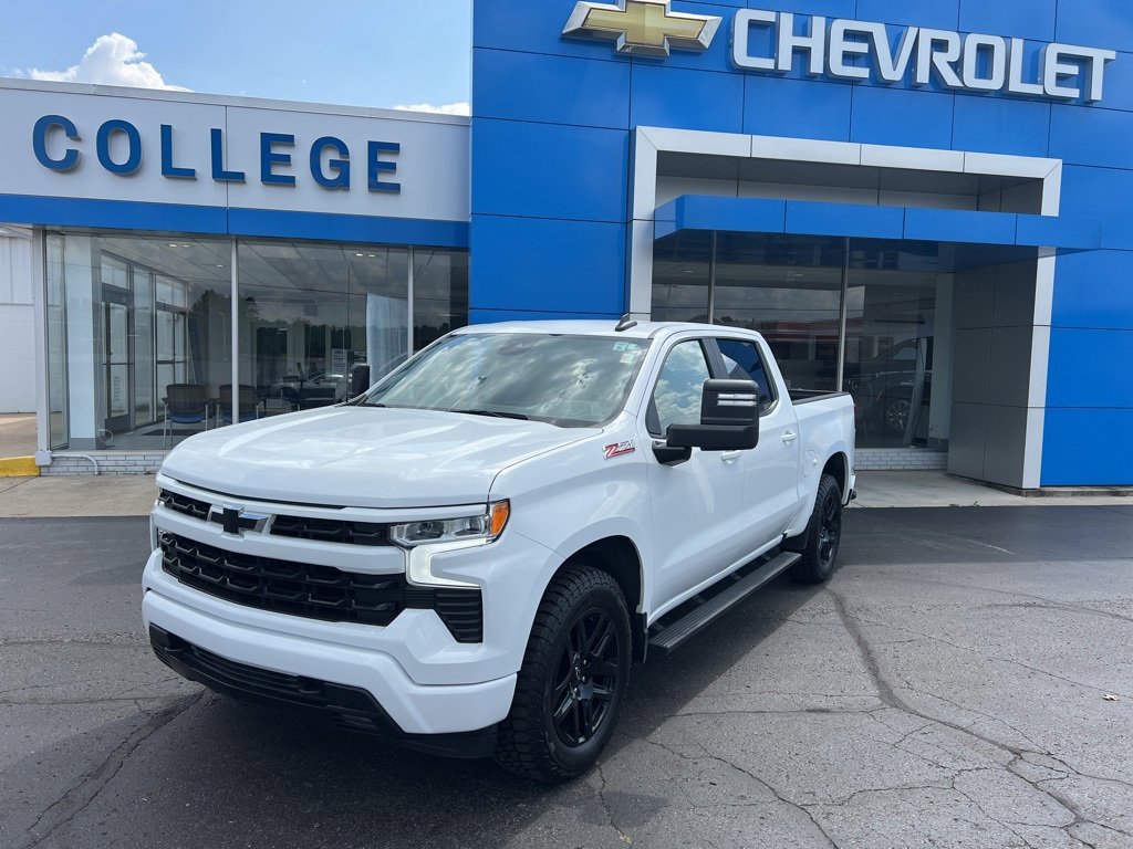 Used 2024 Chevrolet Silverado 1500 RST image 1