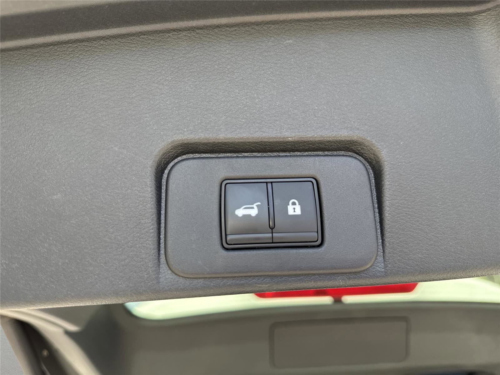 Used 2023 Nissan Rogue SL w/ SL Premium Package FWD image 34