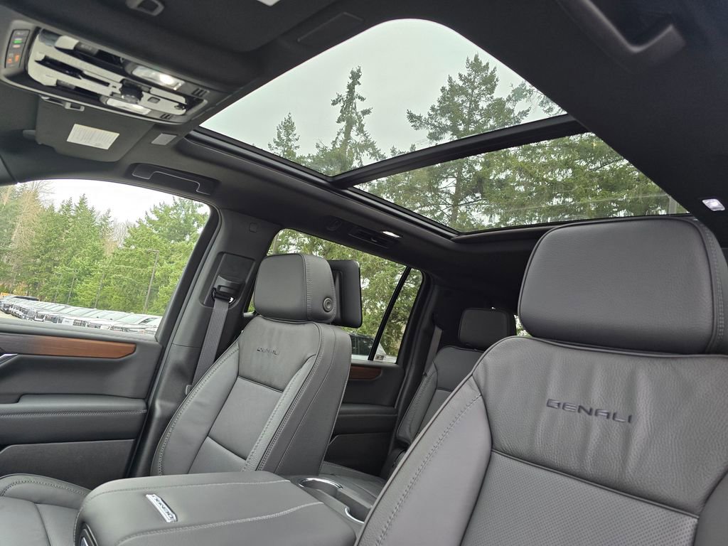 New 2026 GMC Yukon XL Denali w/ Denali Reserve Package image 60