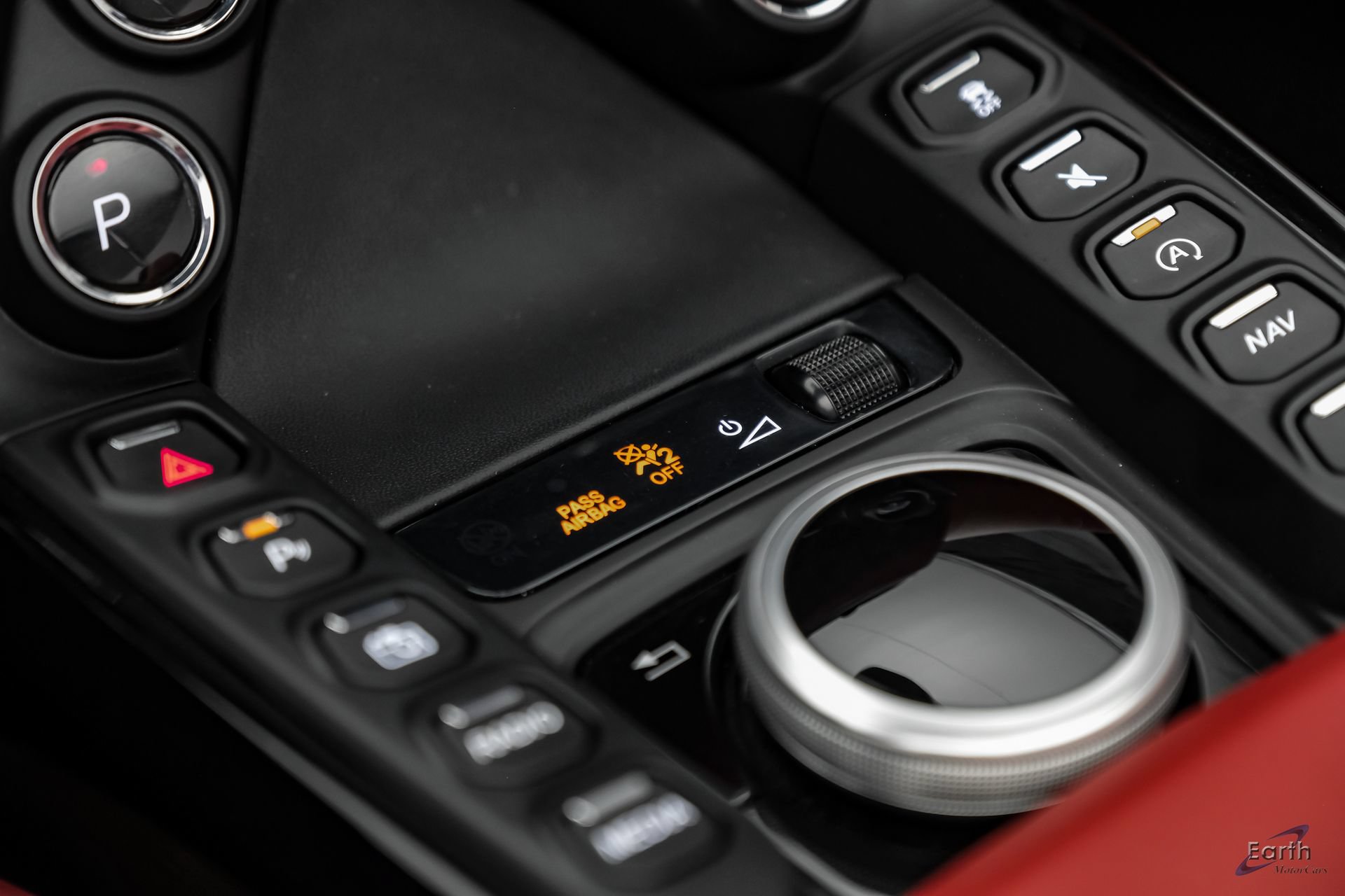Used 2022 Aston Martin V8 Vantage Roadster RWD image 67