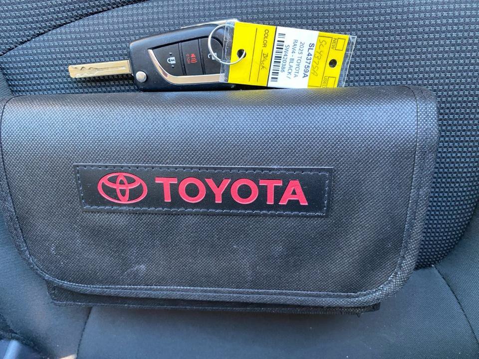 Used 2025 Toyota RAV4 LE FWD image 38