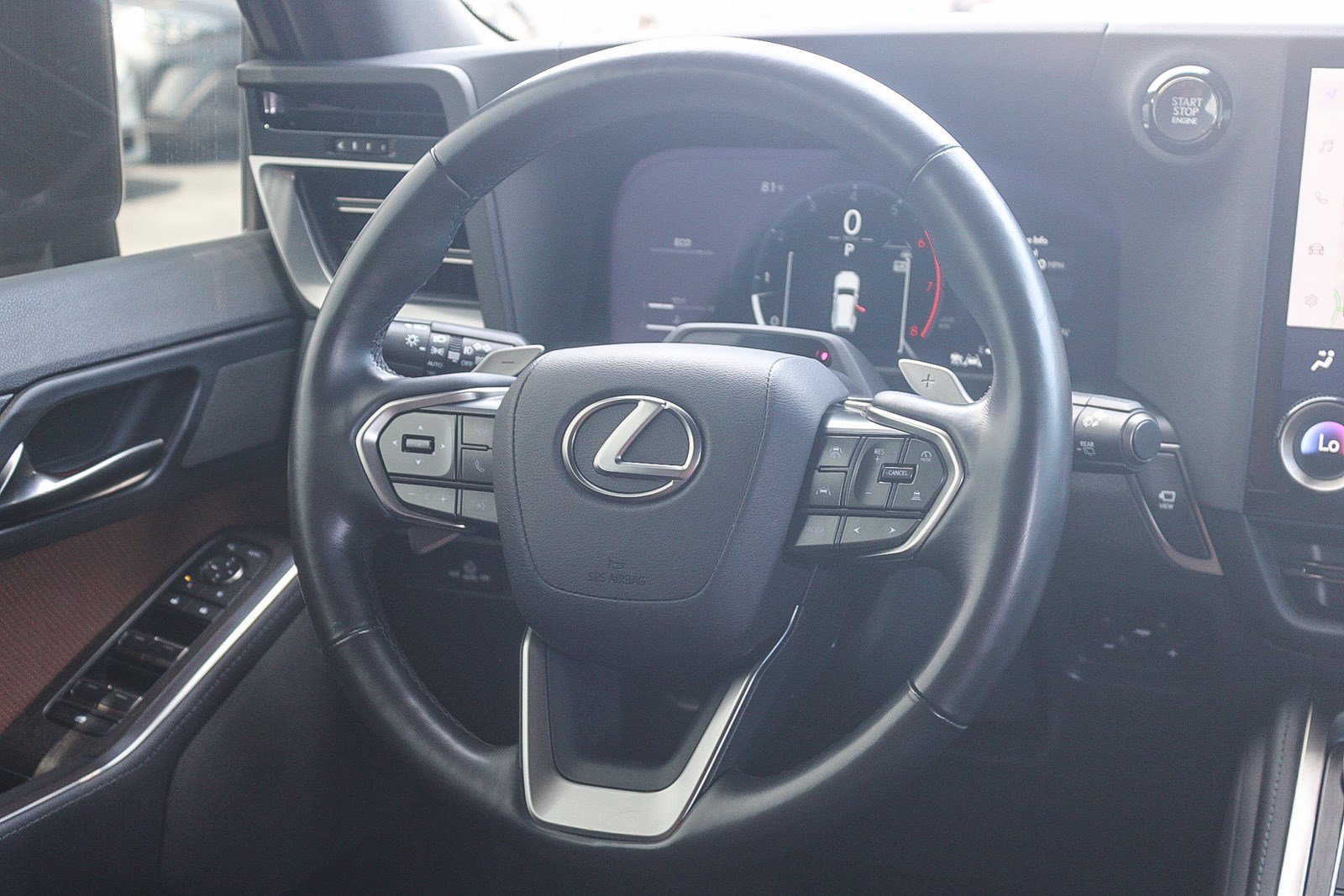 Used 2024 Lexus GX 550 w/ Cold Area Package AWD/4WD image 16