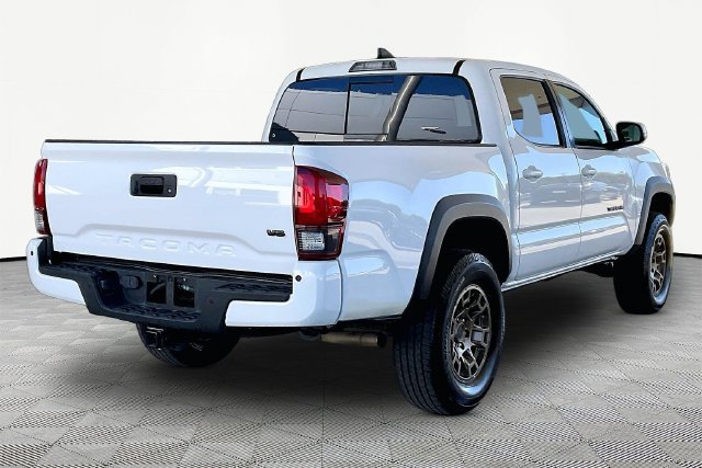 Used 2019 Toyota Tacoma TRD Off-Road w/ Technology Package AWD/4WD image 5