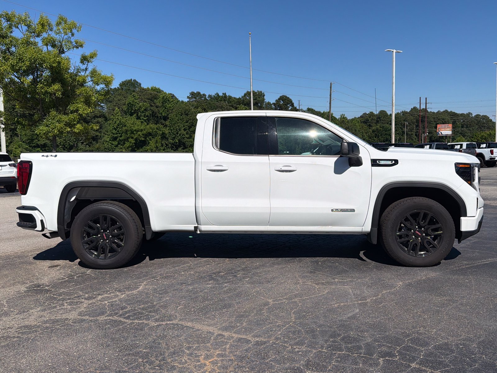 Used 2024 GMC Sierra 1500 Elevation AWD/4WD image 13