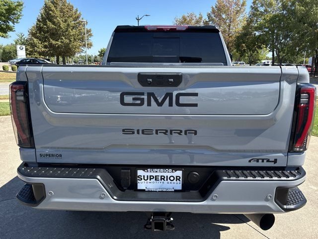 Used 2025 GMC Sierra 2500 AT4 w/ AT4 Premium Plus Package AWD/4WD image 5