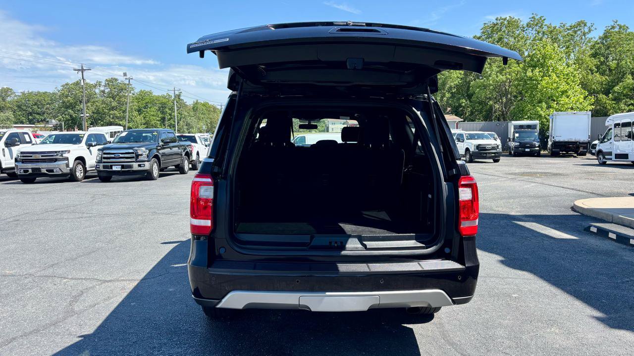 Used 2019 Ford Expedition Max XLT AWD/4WD image 9