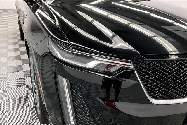 Used 2024 Cadillac XT6 Sport w/ Technology Package AWD/4WD image 36
