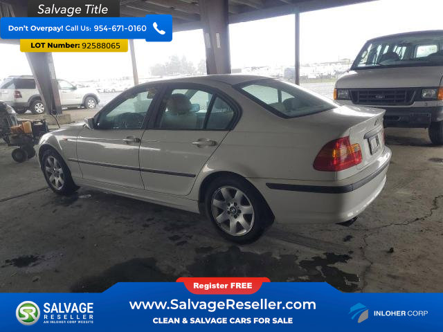 Used 2004 BMW 325i Sedan RWD image 3