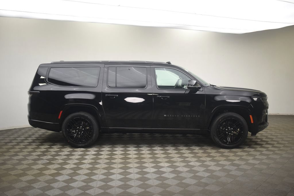 New 2026 Jeep Grand Wagoneer L Limited AWD/4WD image 3