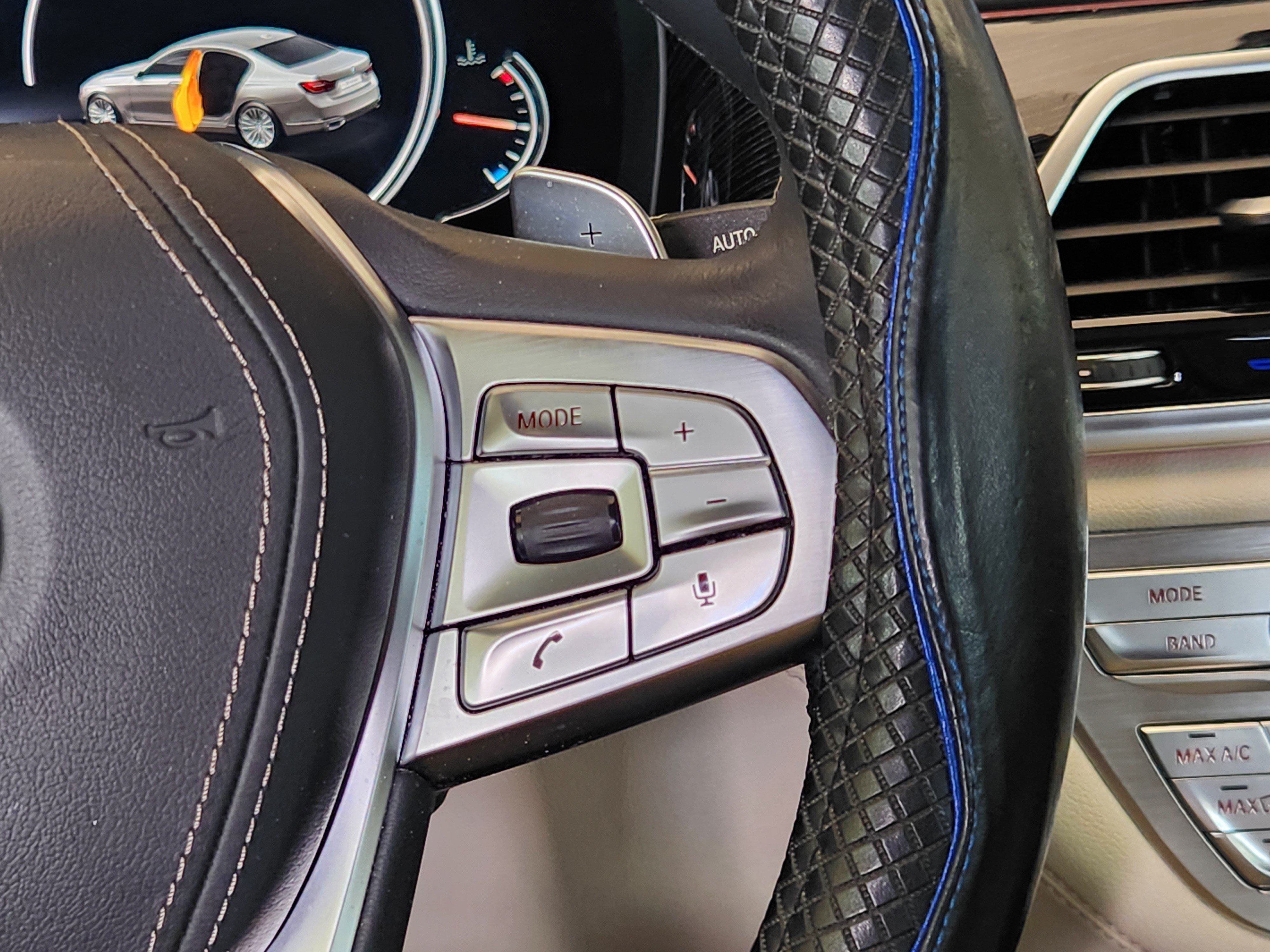Used 2016 BMW 740i RWD image 29