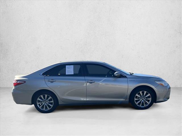 Used 2015 Toyota Camry XLE image 4