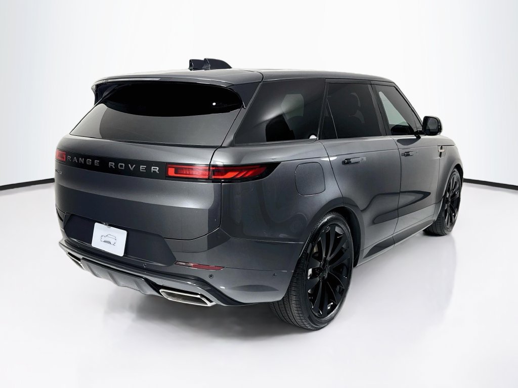New 2026 Land Rover Range Rover Sport Dynamic SE AWD/4WD image 5