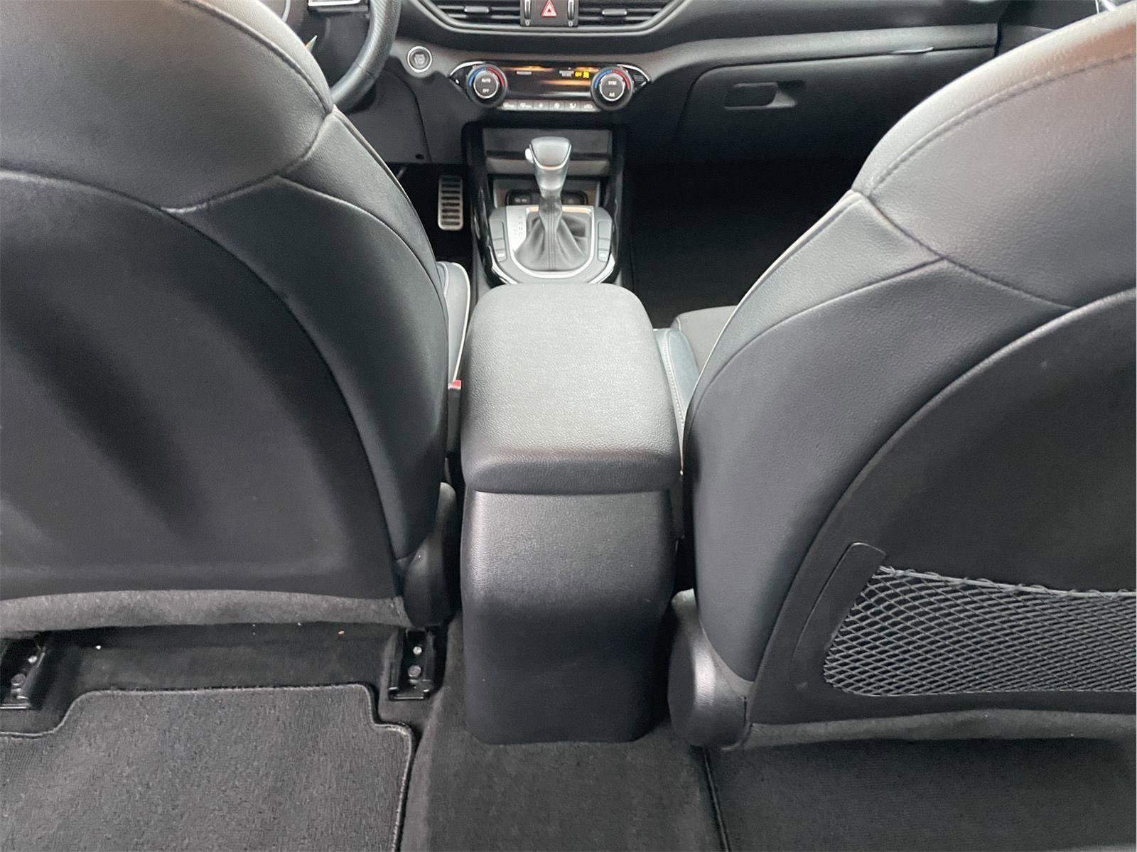 Used 2022 Kia Forte GT-Line w/ GT-Line Technology Package FWD image 16