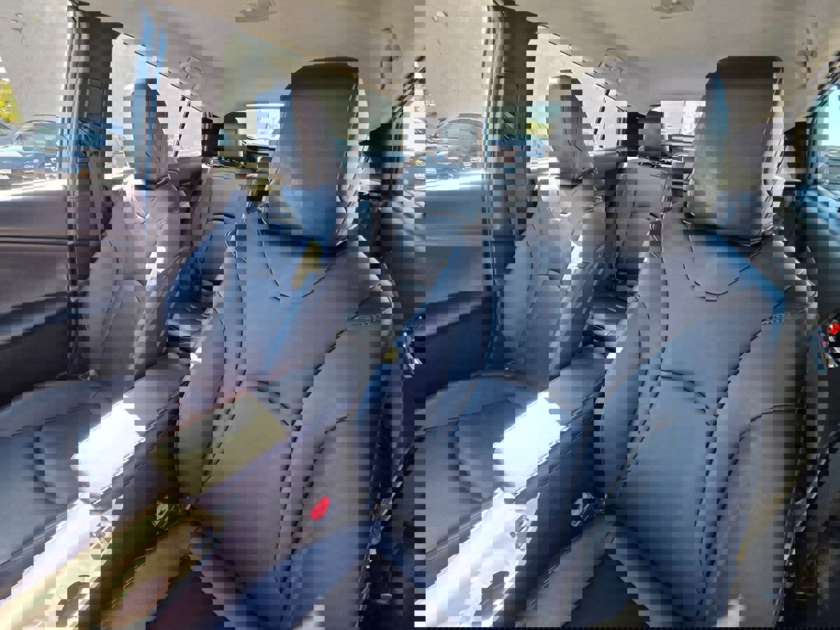 Used 2017 Toyota Prius Four Touring w/ Carpet Mat Package image 17