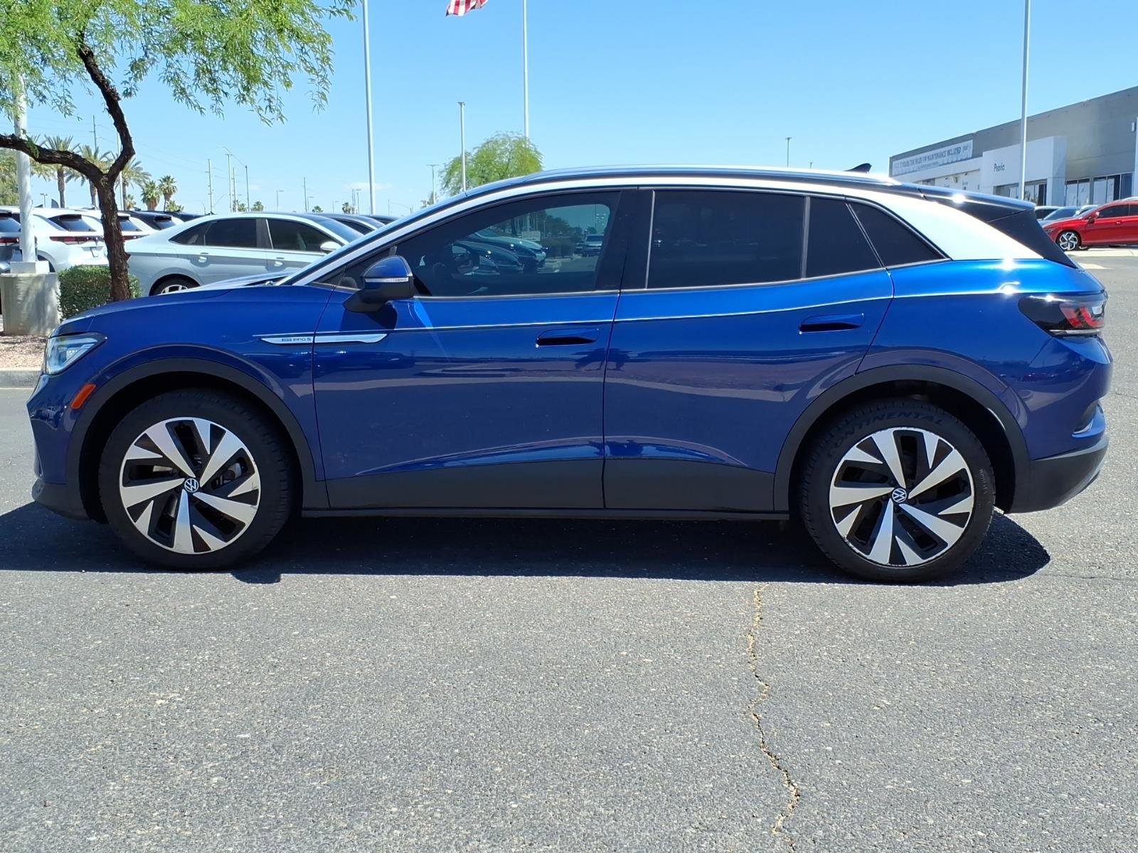 Certified 2021 Volkswagen ID.4 Pro S w/ Gradient Package image 4