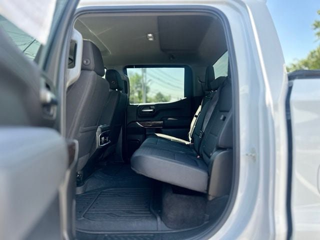 Used 2022 GMC Sierra 1500 Elevation w/ X31 Off-Road Package AWD/4WD image 18