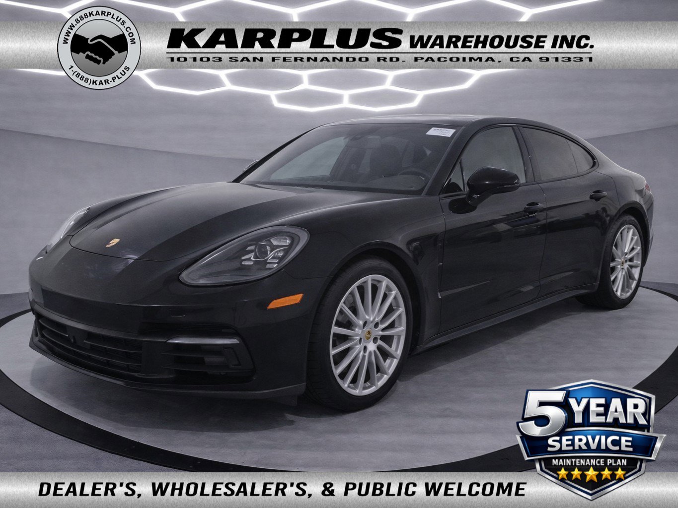 Used 2018 Porsche Panamera 4 AWD/4WD image 1