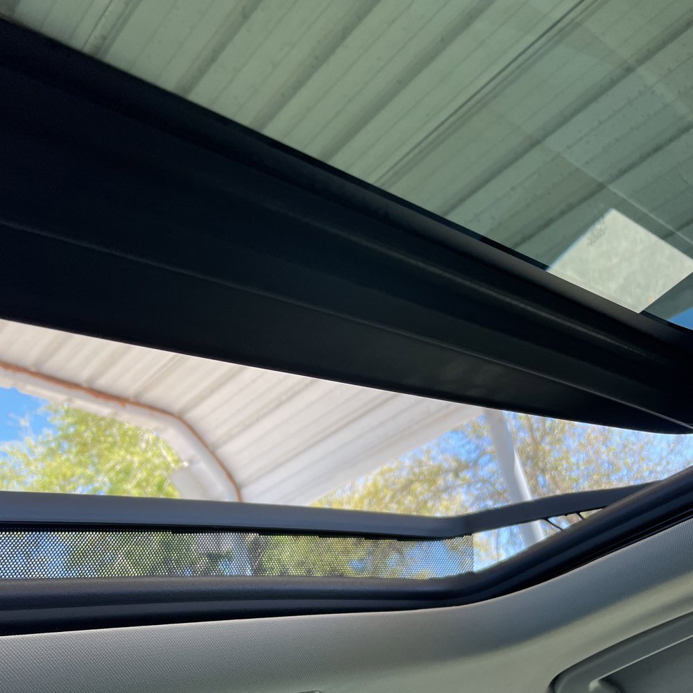 Used 2021 Volvo XC60 T5 Inscription w/ Protection Package Premier image 16