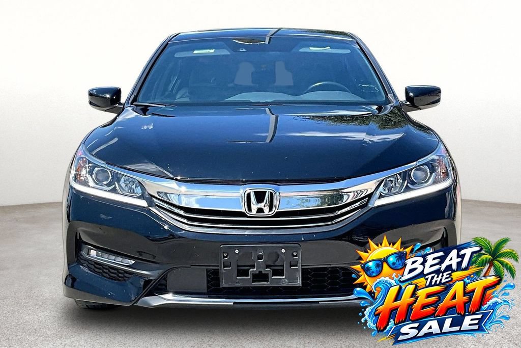 Used 2017 Honda Accord Sport image 3