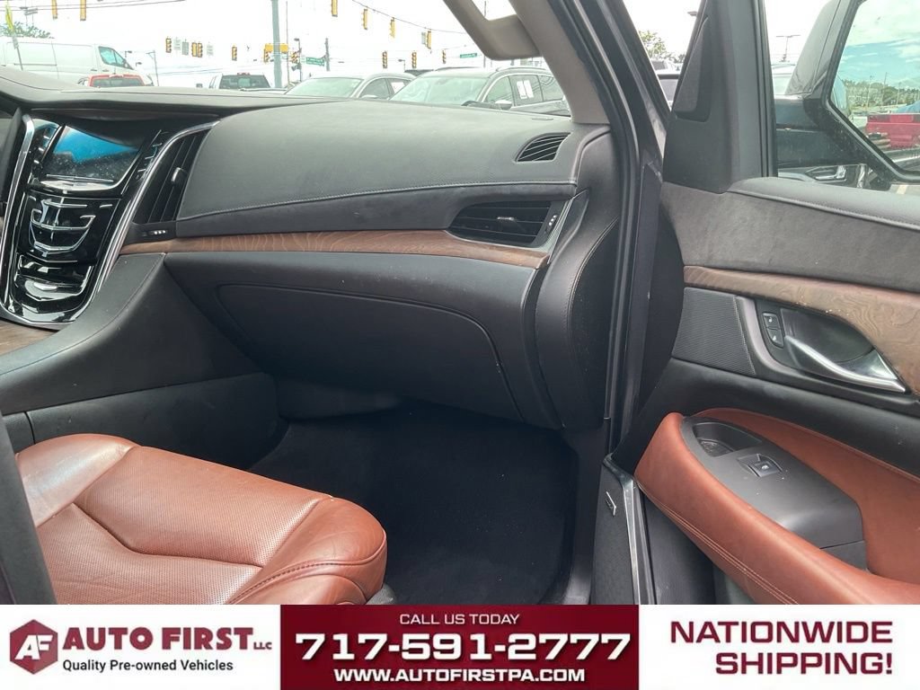 Used 2016 Cadillac Escalade ESV Premium AWD/4WD image 13