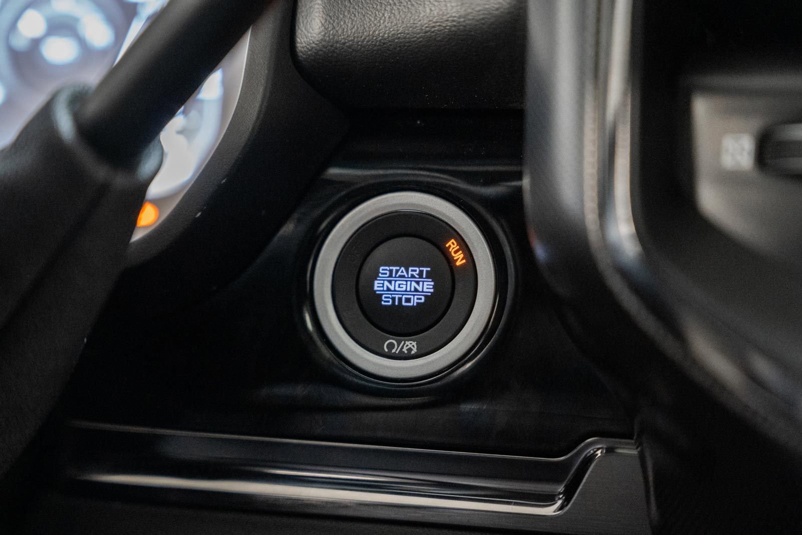 Used 2025 RAM 2500 Limited AWD/4WD image 37