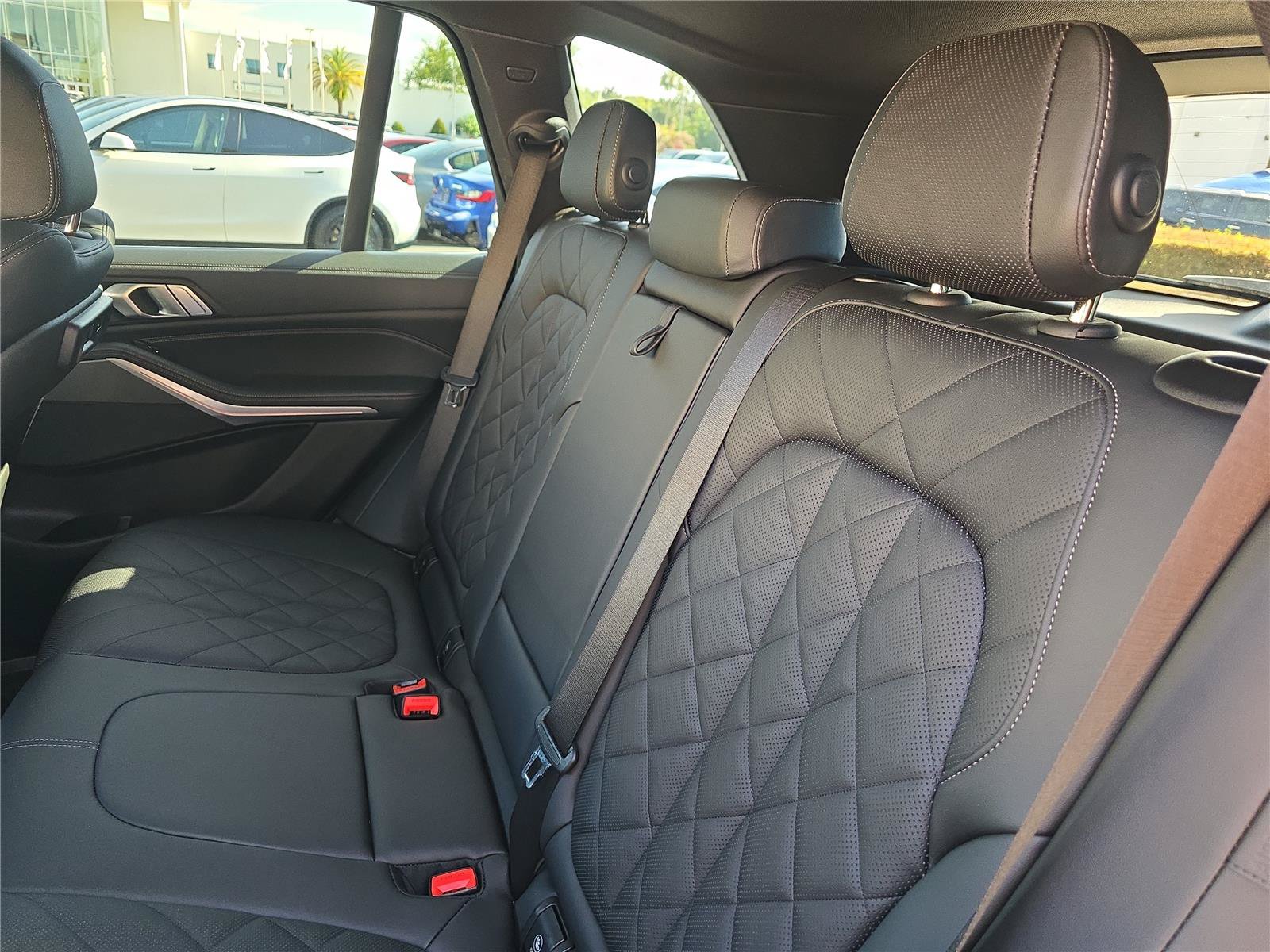 Used 2023 BMW X5 sDrive40i w/ Premium Package RWD image 12