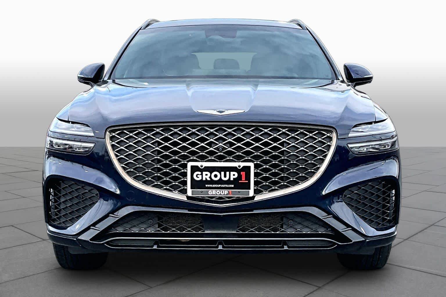 Used 2022 Genesis GV70 3.5T Sport w/ Sport Advanced Package AWD/4WD image 4